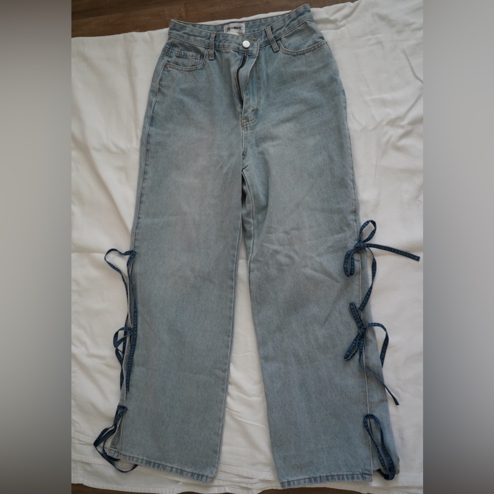 Bow Tie Jeans